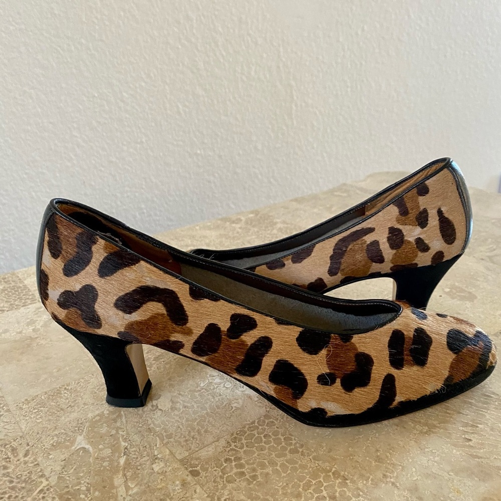 RANGONI LEOPARD KITTEN HEEL
